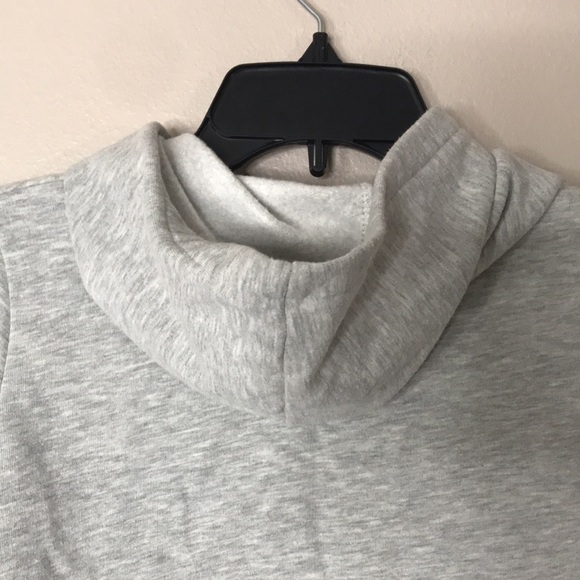 Levis leopard print gray pullover sweatshirt kids size medium - Picture 7 of 8